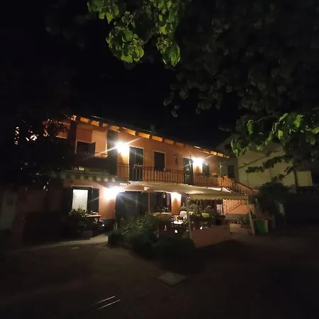 Landhaus Bb6 Di Elena E Roberto *